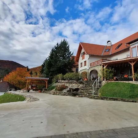Rudolf Vendeghaz Guest house Velem