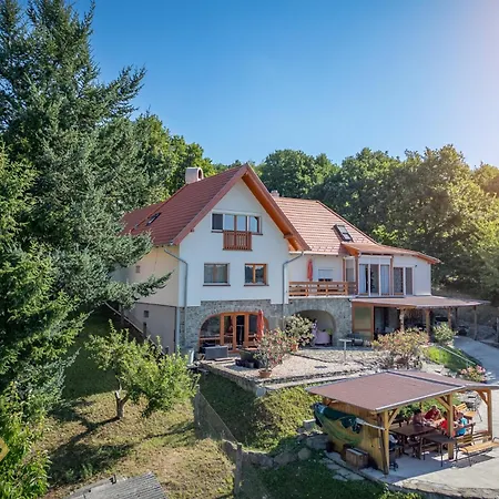 Rudolf Vendeghaz Pensjonat